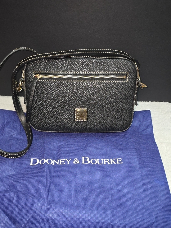 Dooney & Bourke Handbags - Dooney & Bourke Pebble Grain Zip Camera Crossbody